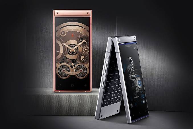 The Ultimate Guide to the W69: A Comprehensive Review of the Classic Flip Phone
